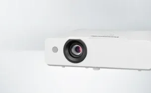 Panasonic PT-LB383 Projector